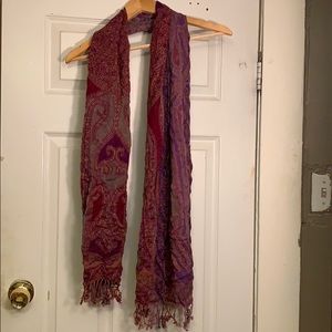 Printed scarf